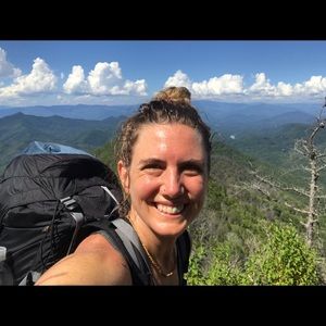 Meet your Posher, Holly